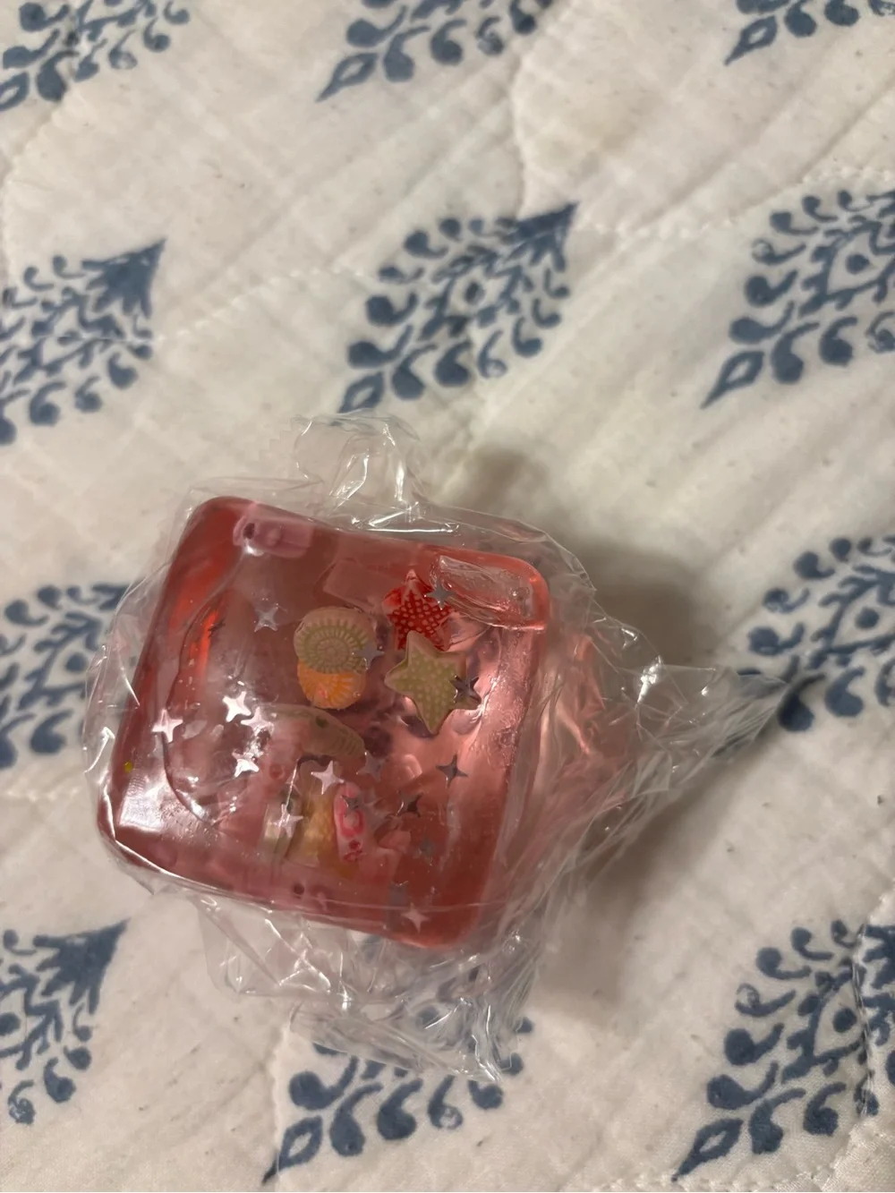 Mini Pink Sensory Water Cube Toy with Floating Charms